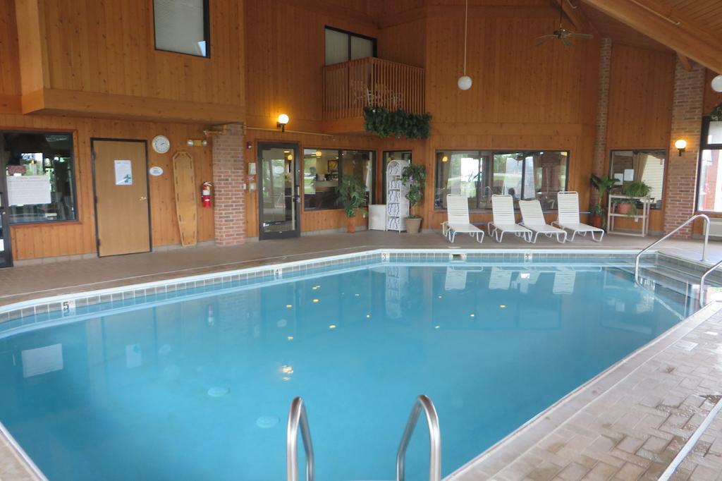 Baymont By Wyndham Boone Hotel Exterior foto